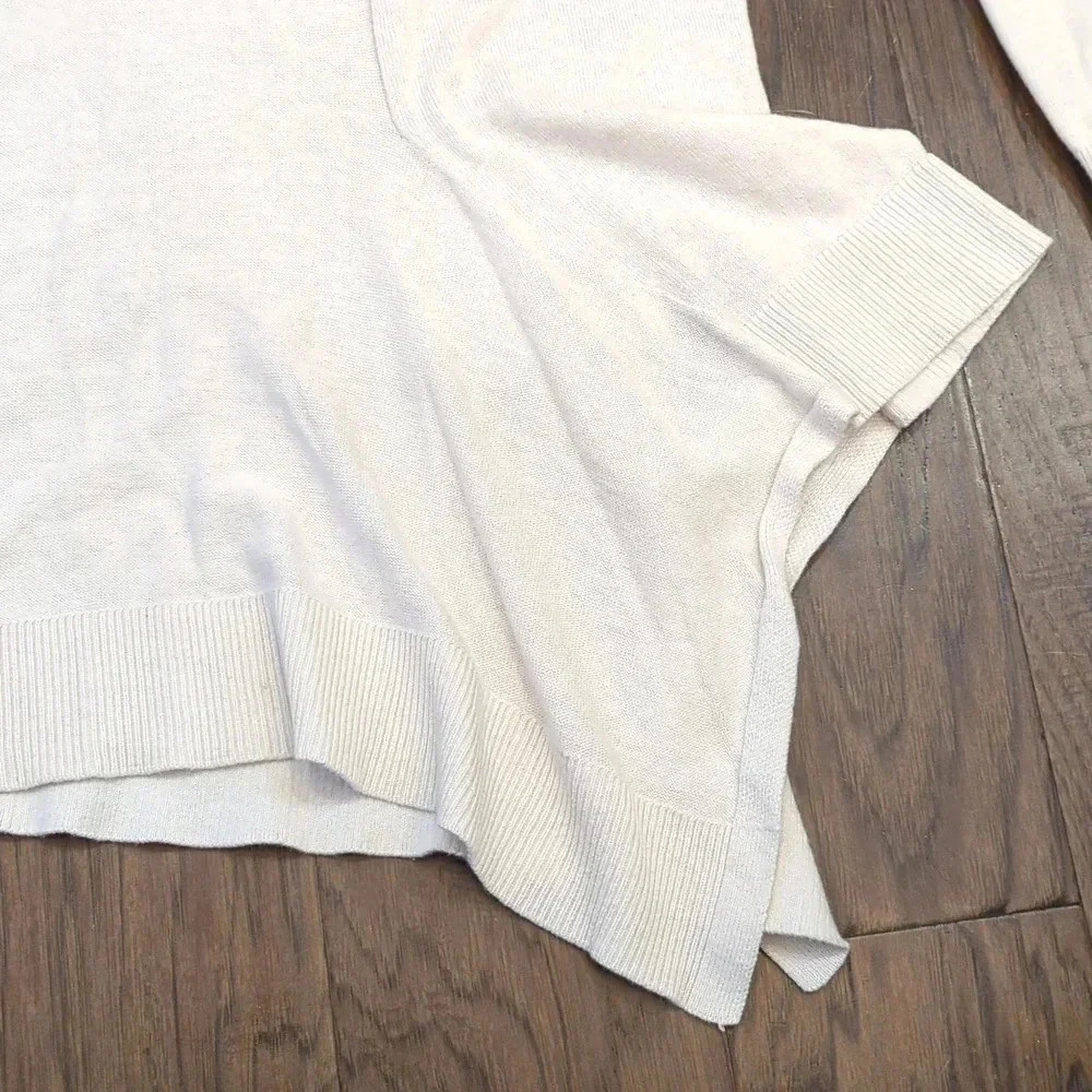 Asymmetrical  Sweater - Picture 6 of 10